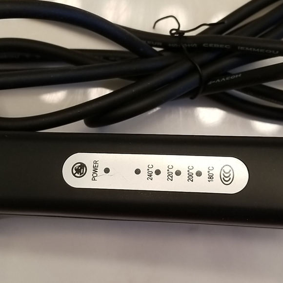 Flat iron - Picture 2 of 4